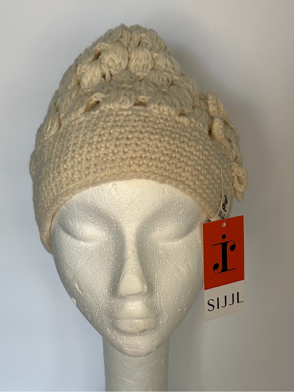SIJJL 100% Wool Crocheted Women’s Beanie Neutral Cream NWT